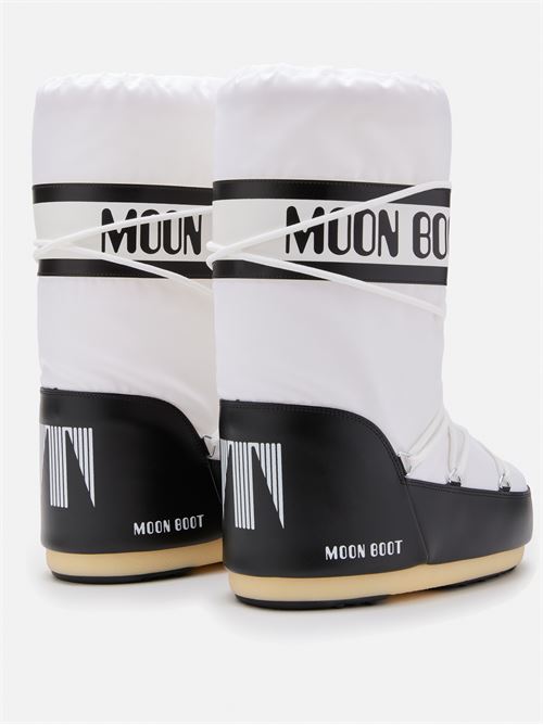 Snow boots model ICON NYLON MOON BOOT in water-repellent technical nylon MOON BOOT | ICON NYLONNERO-BIANCO